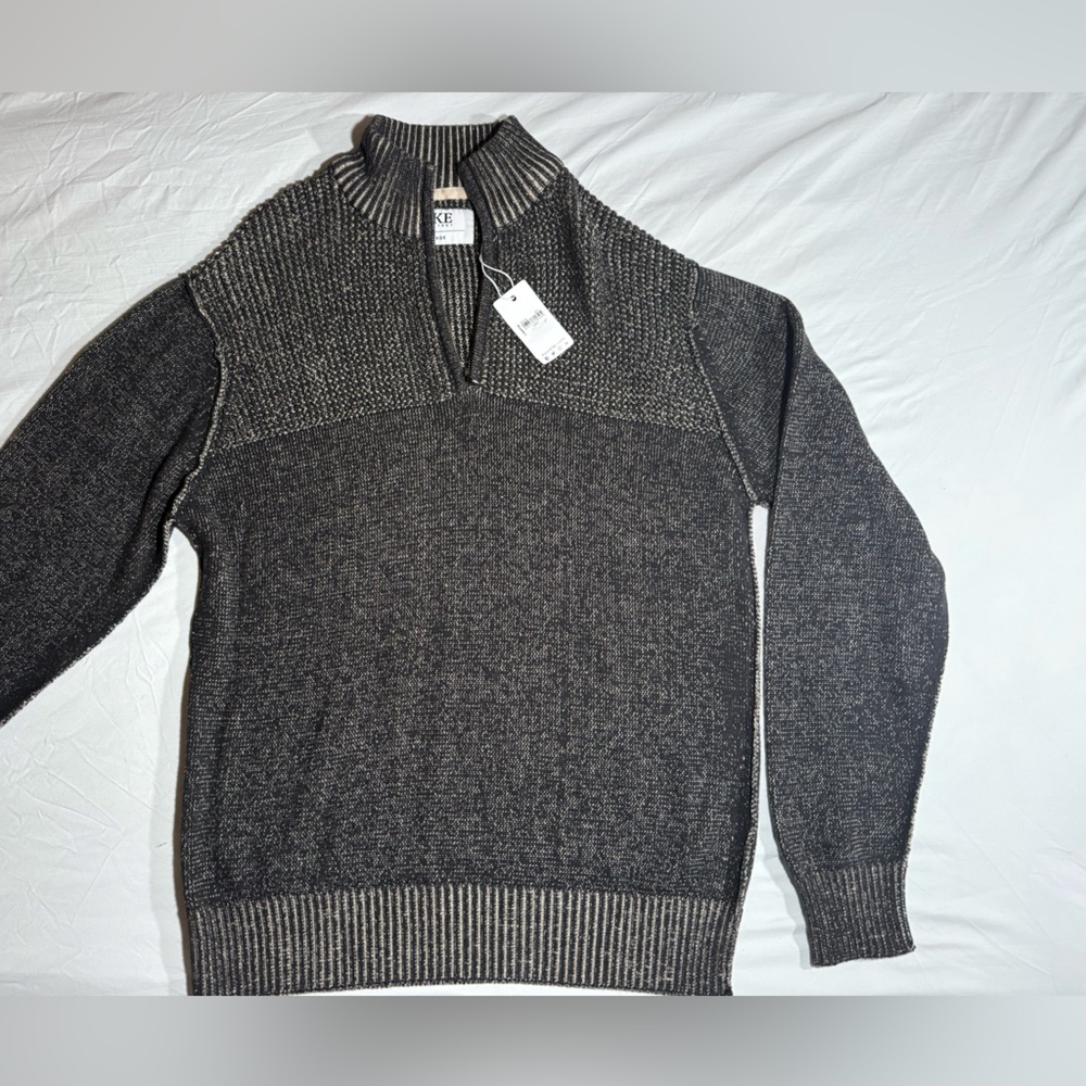 Buckle Men's Gray Sweater